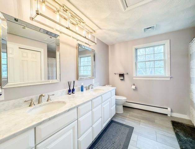 41 East St, Georgetown, MA 01833
