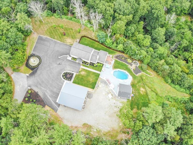 41 East St, Georgetown, MA 01833
