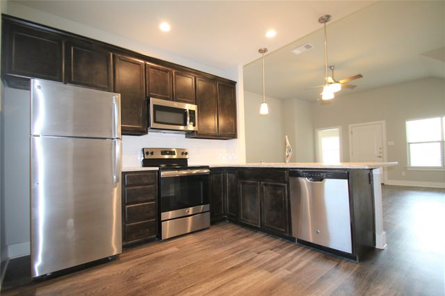 209 Stewart Bend Court A, Azle, TX 76020