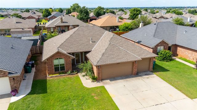 2728 SE 93rd Street, Moore, OK 73160