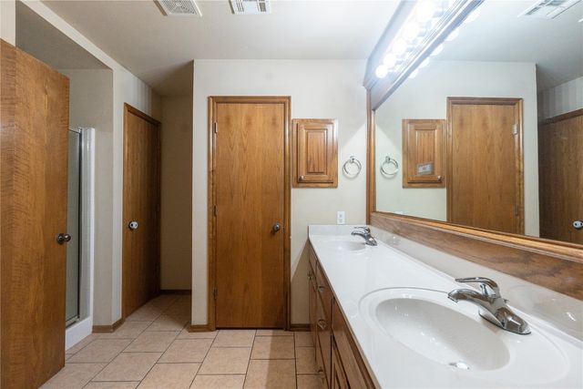 2728 SE 93rd Street, Moore, OK 73160
