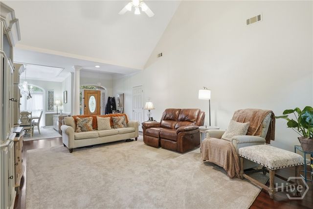 4 Oak Park Place, Savannah, GA 31405