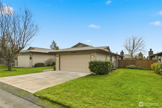 7904 53rd Street W, University Place, WA 98467