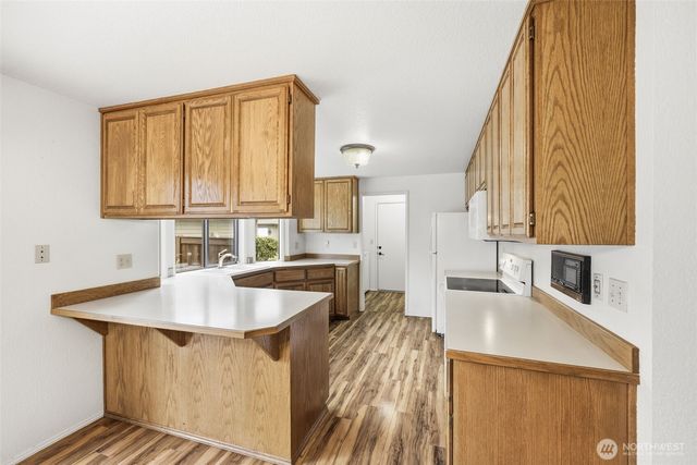 7904 53rd Street W, University Place, WA 98467