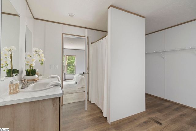 160 Bernice Drive, Moore, SC 29369