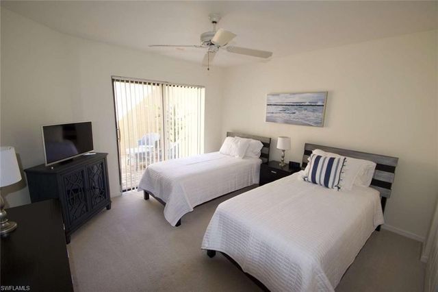 547 Beachwalk CIR, Naples, FL 34108
