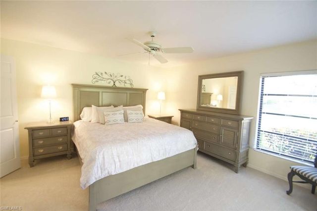 547 Beachwalk CIR, Naples, FL 34108