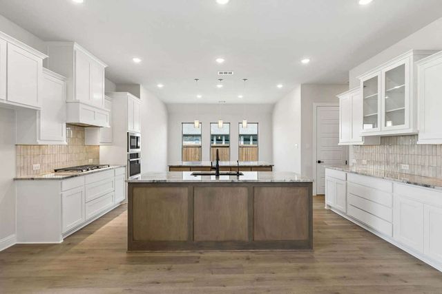 201 Cross Timbers Street, Azle, TX 76020