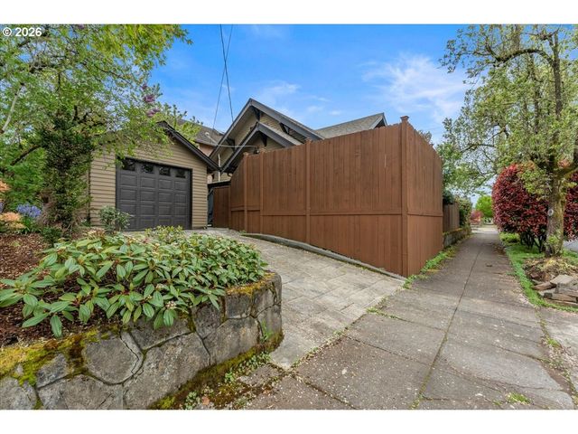 4420 Ne 31ST Ave, Portland, OR 97211