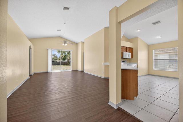 813 CRISTELLE JEAN DRIVE, Ruskin, FL 33570