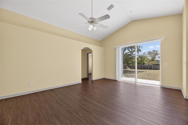 813 CRISTELLE JEAN DRIVE, Ruskin, FL 33570