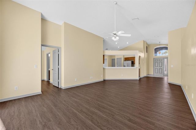 813 CRISTELLE JEAN DRIVE, Ruskin, FL 33570