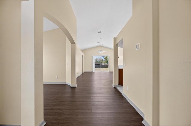 813 CRISTELLE JEAN DRIVE, Ruskin, FL 33570