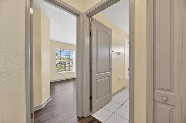 813 CRISTELLE JEAN DRIVE, Ruskin, FL 33570