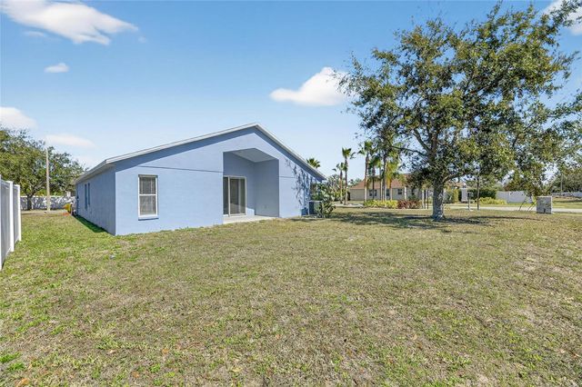 813 CRISTELLE JEAN DRIVE, Ruskin, FL 33570