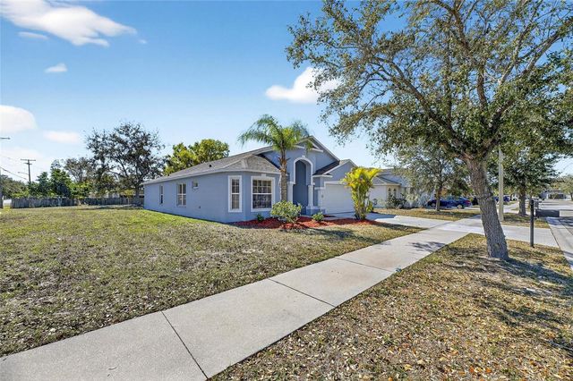 813 CRISTELLE JEAN DRIVE, Ruskin, FL 33570