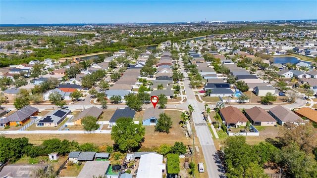 813 CRISTELLE JEAN DRIVE, Ruskin, FL 33570