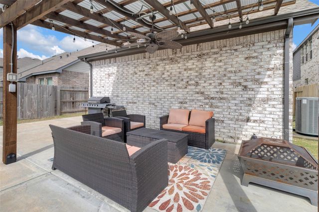 12234 Texas Trumpet Trail, Humble, TX 77346