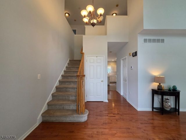 19 Goldenrod Dr, Montgomery Twp., NJ 08502