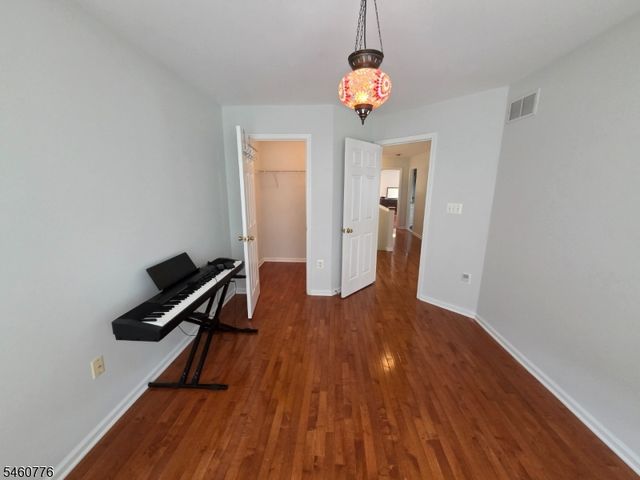 19 Goldenrod Dr, Montgomery Twp., NJ 08502