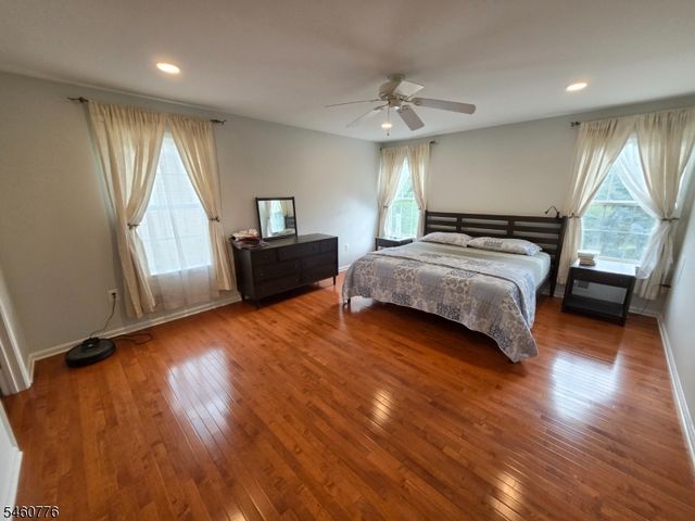 19 Goldenrod Dr, Montgomery Twp., NJ 08502