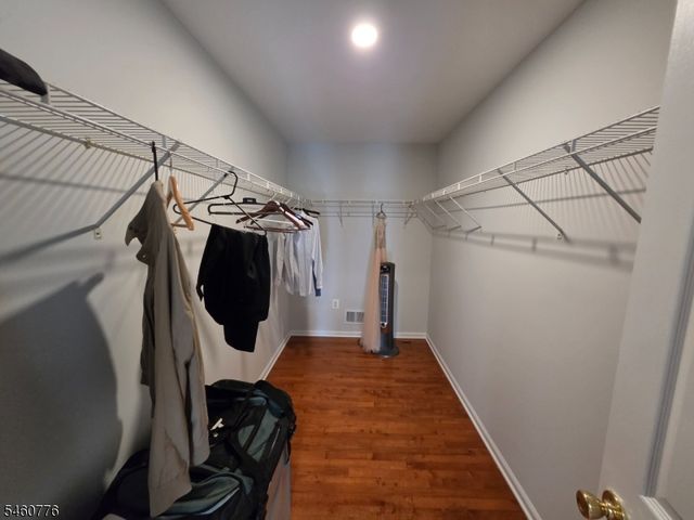 19 Goldenrod Dr, Montgomery Twp., NJ 08502