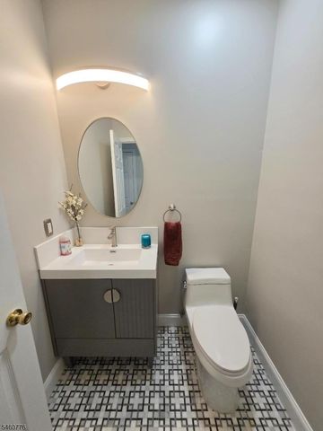 19 Goldenrod Dr, Montgomery Twp., NJ 08502