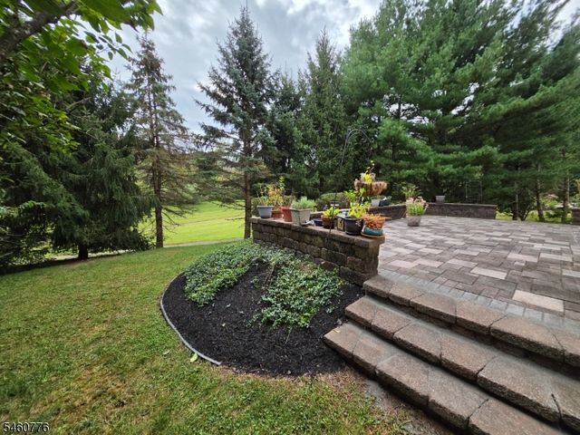 19 Goldenrod Dr, Montgomery Twp., NJ 08502