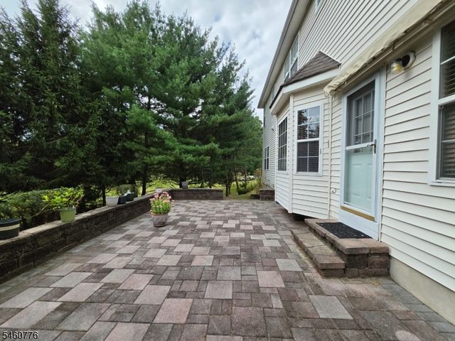 19 Goldenrod Dr, Montgomery Twp., NJ 08502