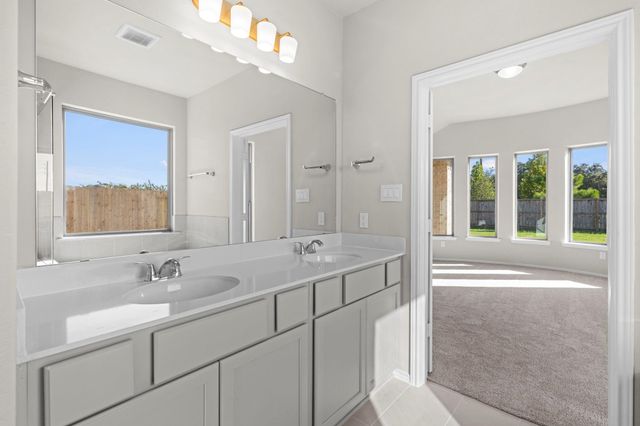 102 Mercury Sky Road, Richmond, TX 77406