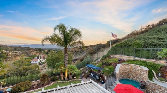 22238 Evening Star Court, Saugus, CA 91390