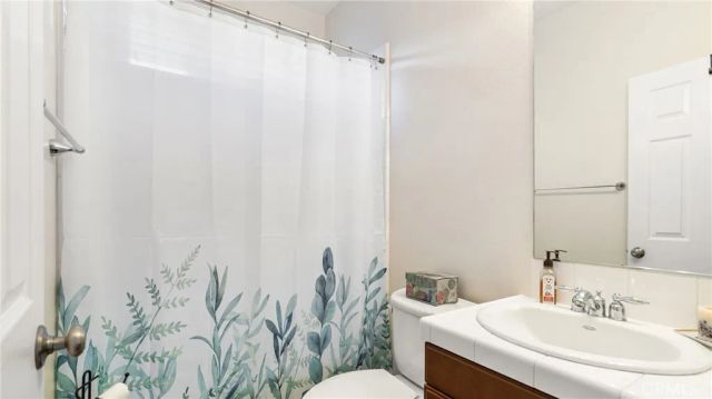 22238 Evening Star Court, Saugus, CA 91390