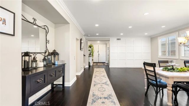 22238 Evening Star Court, Saugus, CA 91390