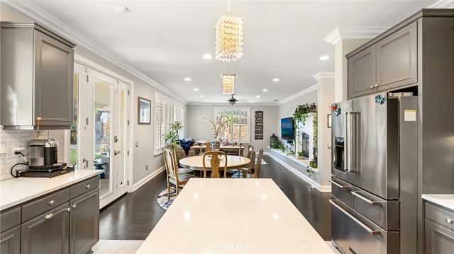 22238 Evening Star Court, Saugus, CA 91390