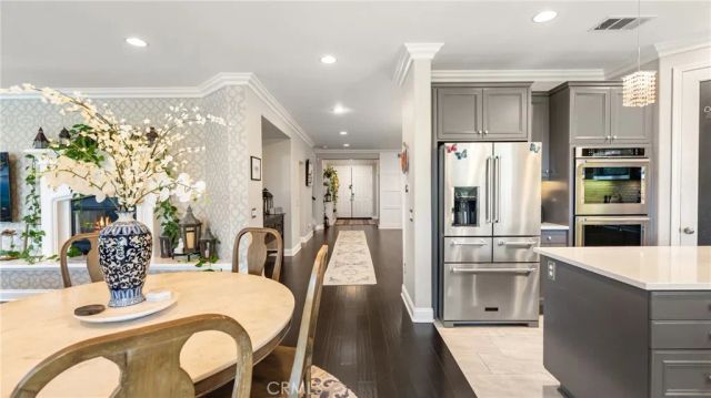 22238 Evening Star Court, Saugus, CA 91390