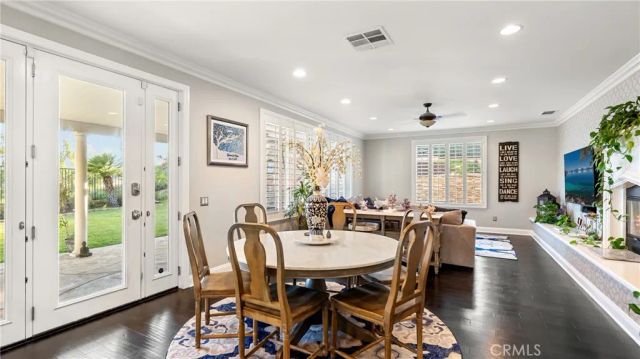 22238 Evening Star Court, Saugus, CA 91390