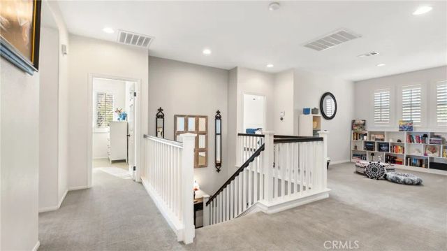 22238 Evening Star Court, Saugus, CA 91390
