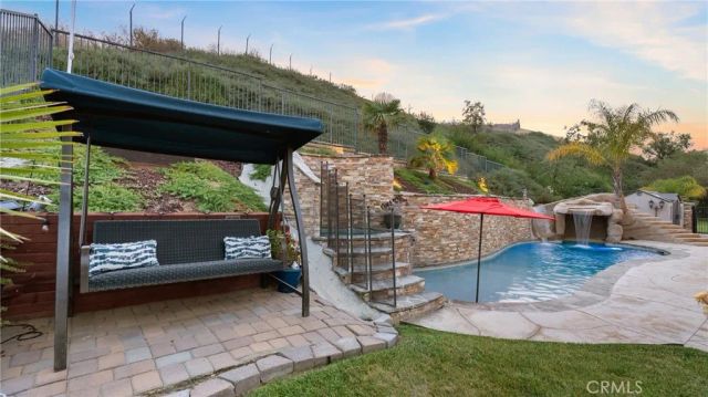 22238 Evening Star Court, Saugus, CA 91390