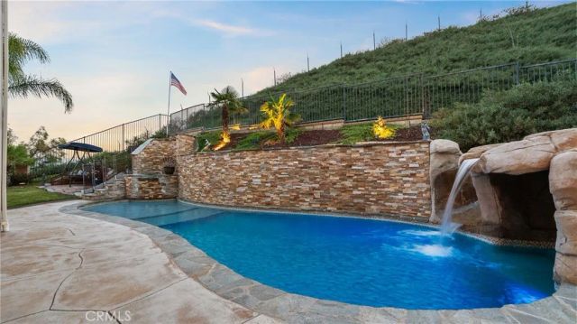 22238 Evening Star Court, Saugus, CA 91390