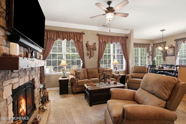 27 Sawgrass Street, Jackson, NJ 08527
