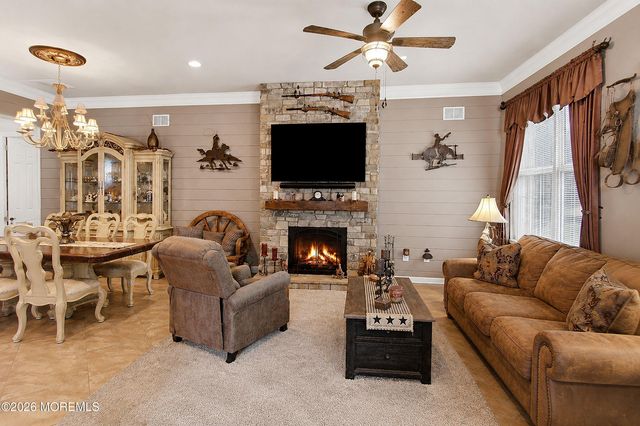 27 Sawgrass Street, Jackson, NJ 08527