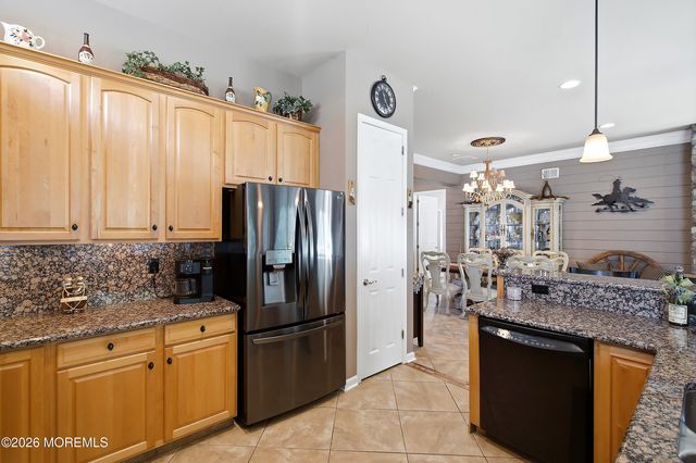 27 Sawgrass Street, Jackson, NJ 08527
