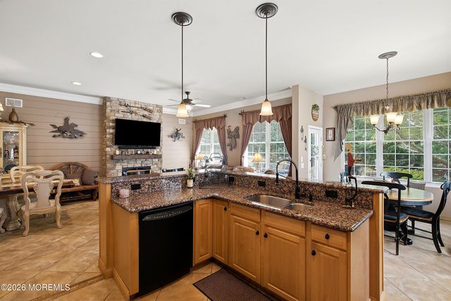 27 Sawgrass Street, Jackson, NJ 08527