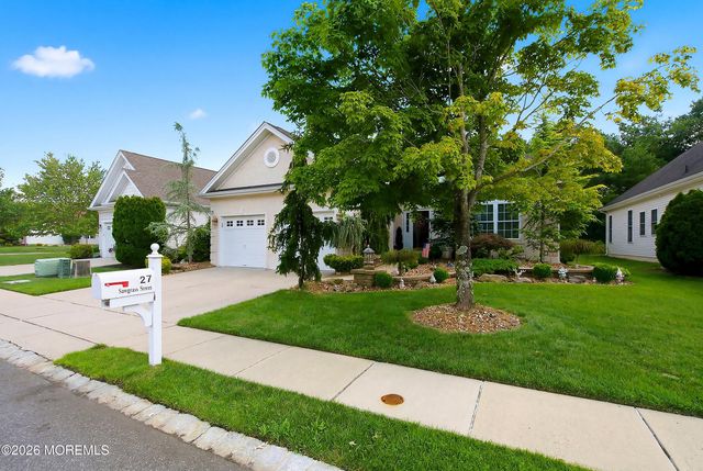 27 Sawgrass Street, Jackson, NJ 08527