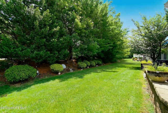 27 Sawgrass Street, Jackson, NJ 08527