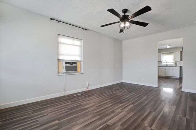 1458 E 22nd Avenue, Columbus, OH 43211