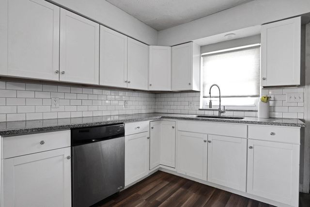 1458 E 22nd Avenue, Columbus, OH 43211
