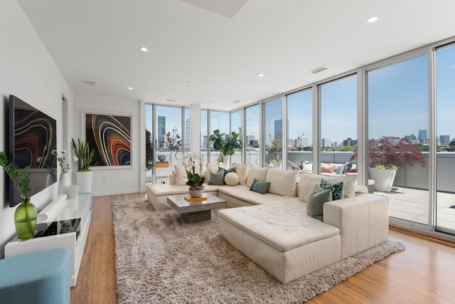 691 Massachusetts Avenue 602, Boston, MA 02118