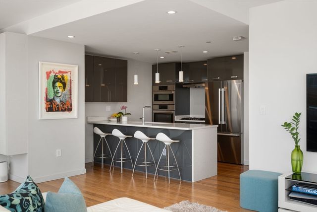 691 Massachusetts Avenue 602, Boston, MA 02118