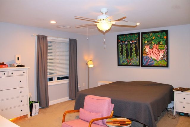 10 N Court St. 3, Fall River, MA 02720